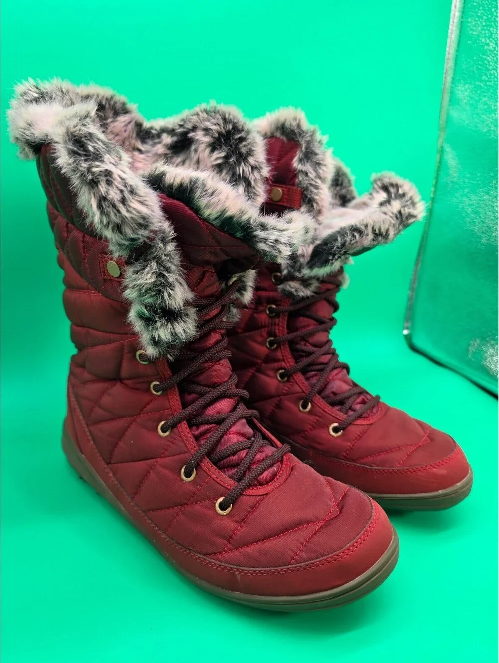 Columbia Minx Mid III Omni-Grip Winter Boots Women's Size 10 Burgundy